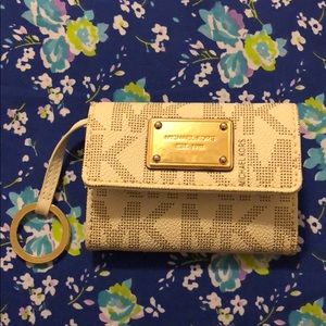 Michael Kors White wallet with key strap
